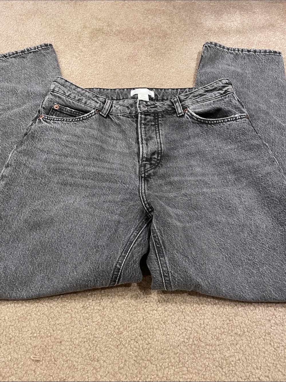 GUC H&M button fly high rise Gray Washed Jeans - straight classic fit, size 10